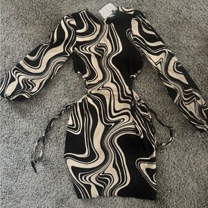 Modern Deadstock Forever 21 abstract swirl mini dress